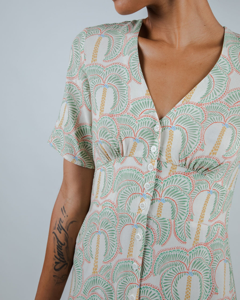 Borneo V-neck Dress Ecru